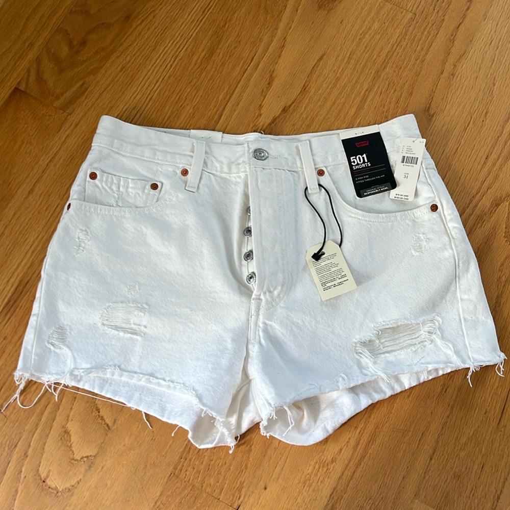 Anthropologie Levi’s 501 shorts NWT size 31 white button fly ***flaws***